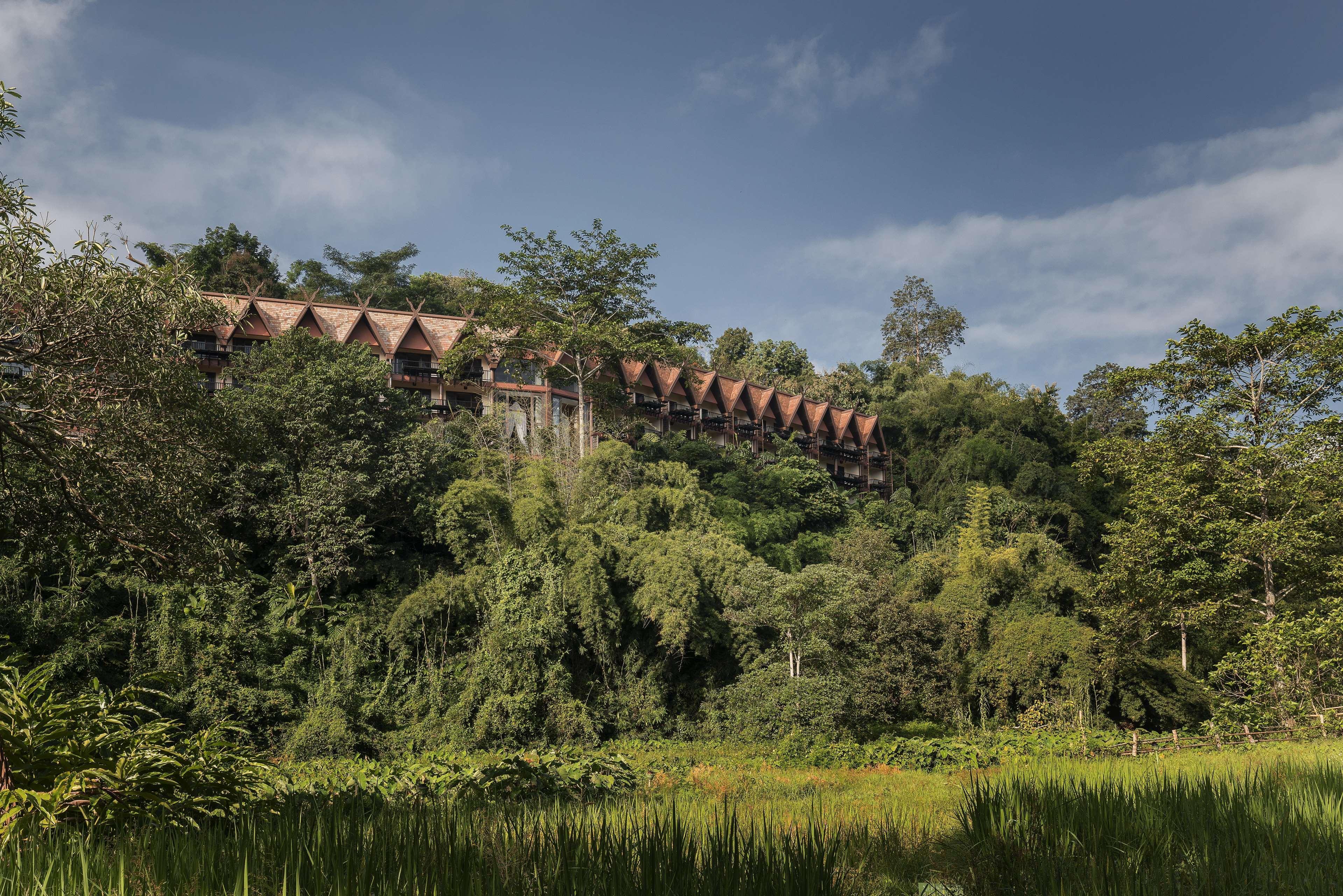 Anantara Golden Triangle Elephant Camp & Resort Chiang Rai Exterior photo